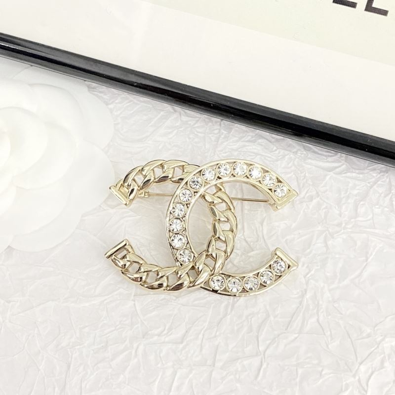 Chanel Brooches - Click Image to Close